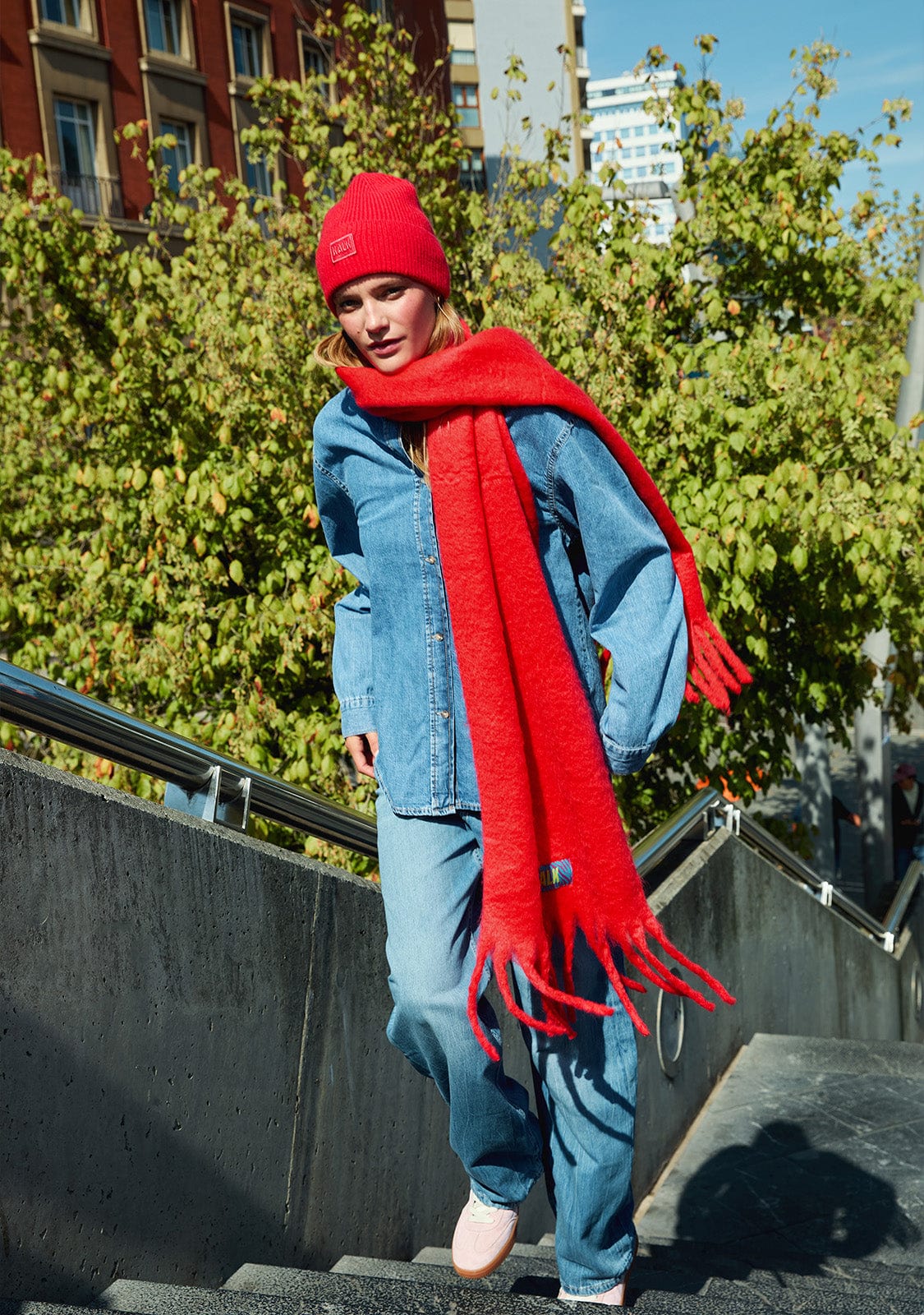 Scarf First Red Kalk