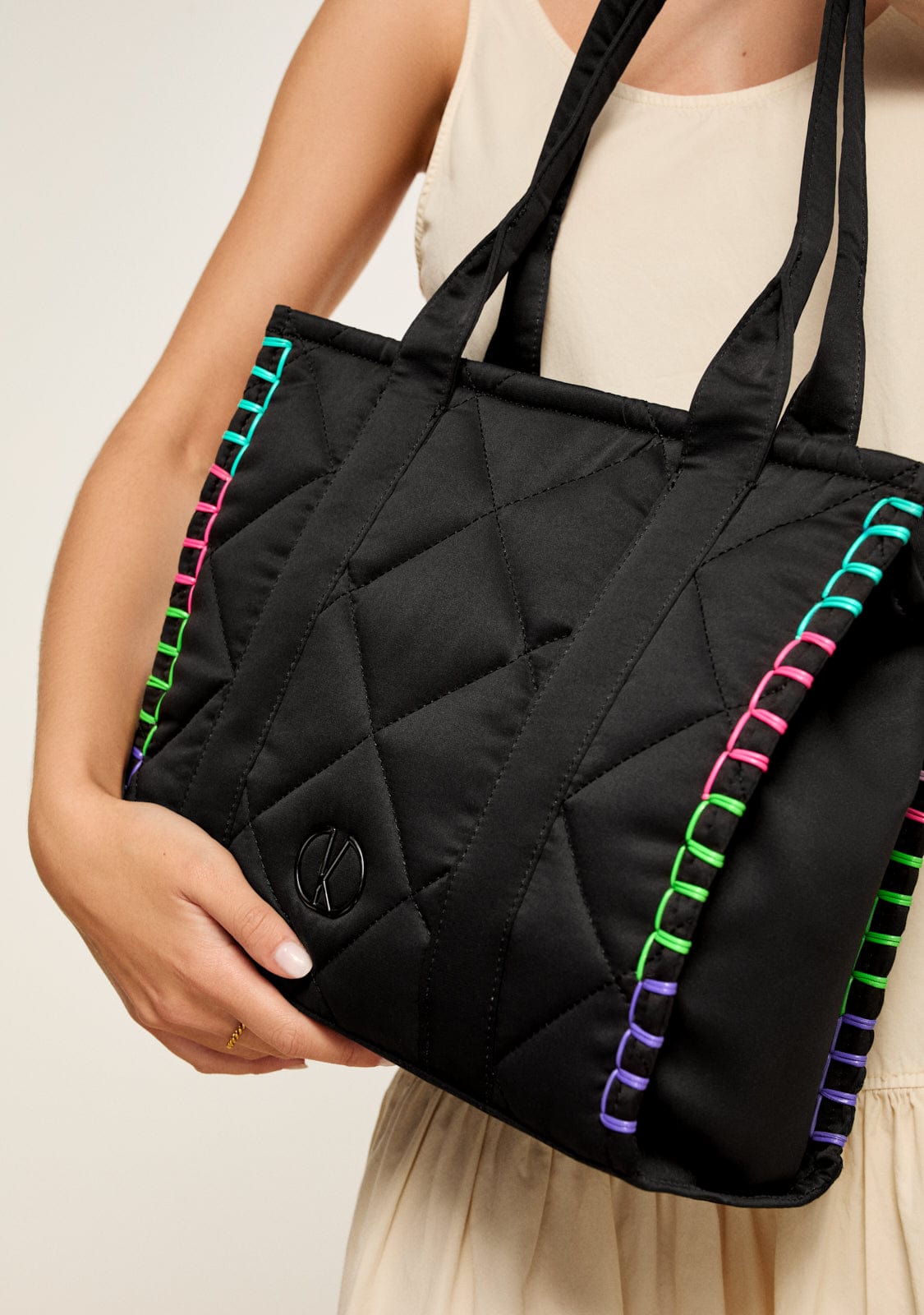 Bolso Shopping Negro Kalk