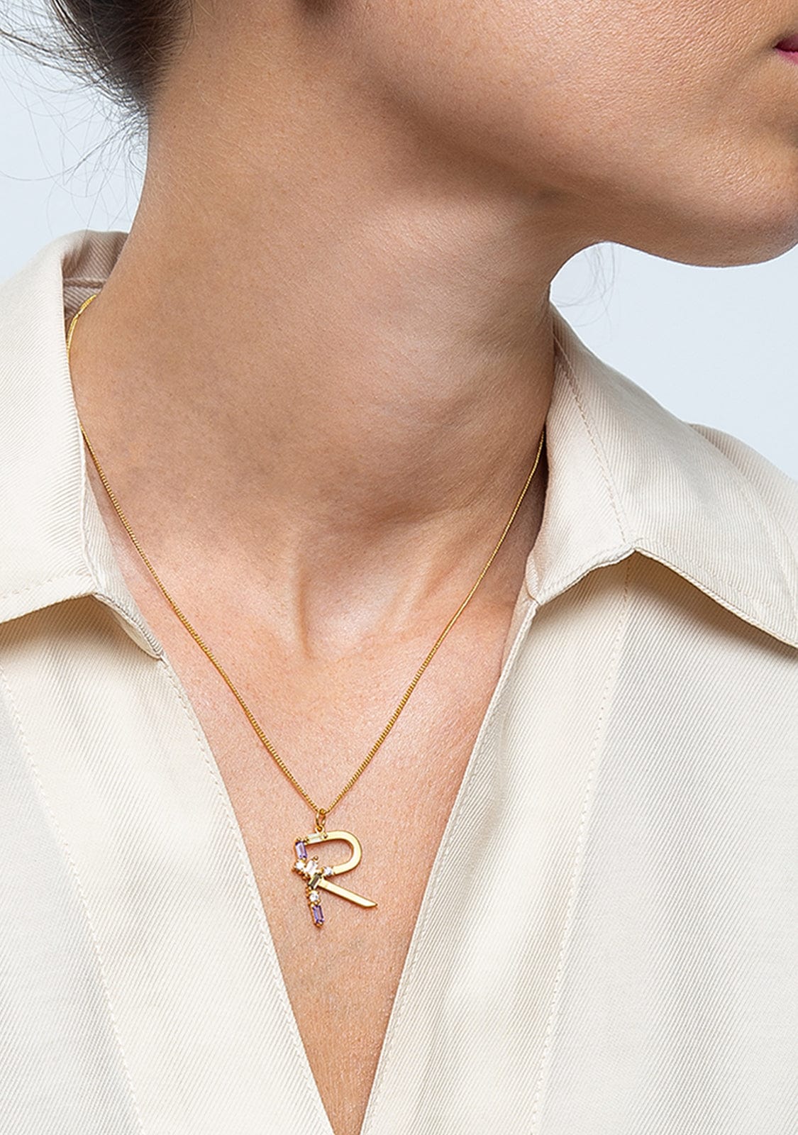 Collar Identity Letra R Oro