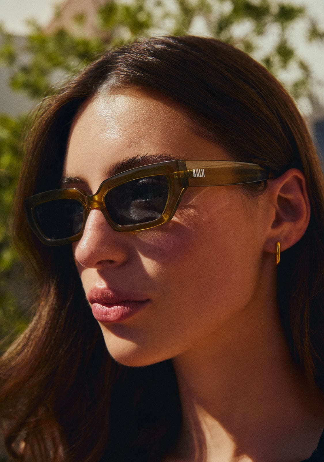 How to tell if a pair of sunglasses is good