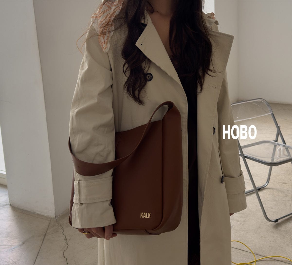 Bolso Crescent Negro Para Mujer - Diseño En Media Luna Elegante Y Versátil | Marca Kalk