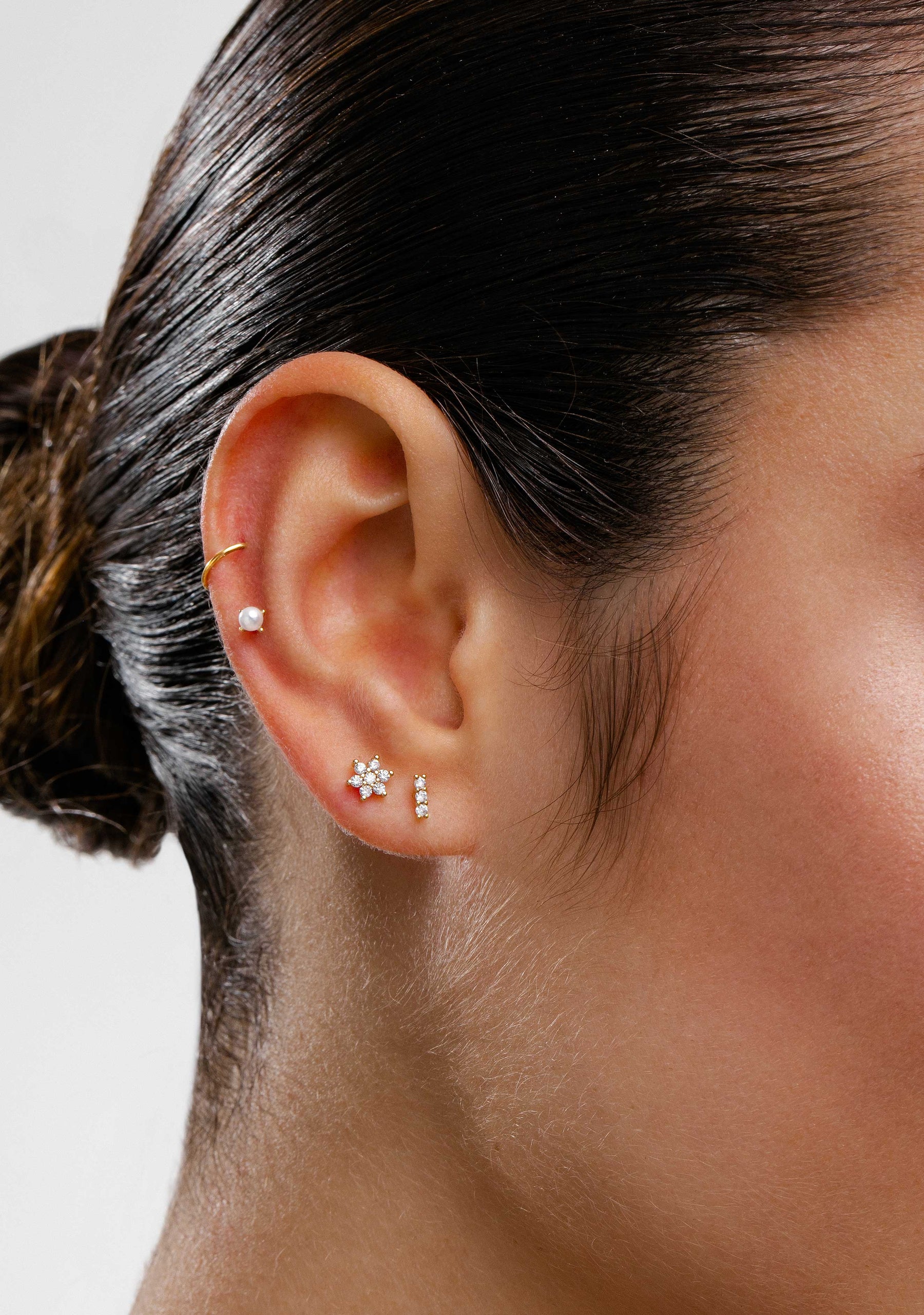 Ear Piercing Pearl Gold