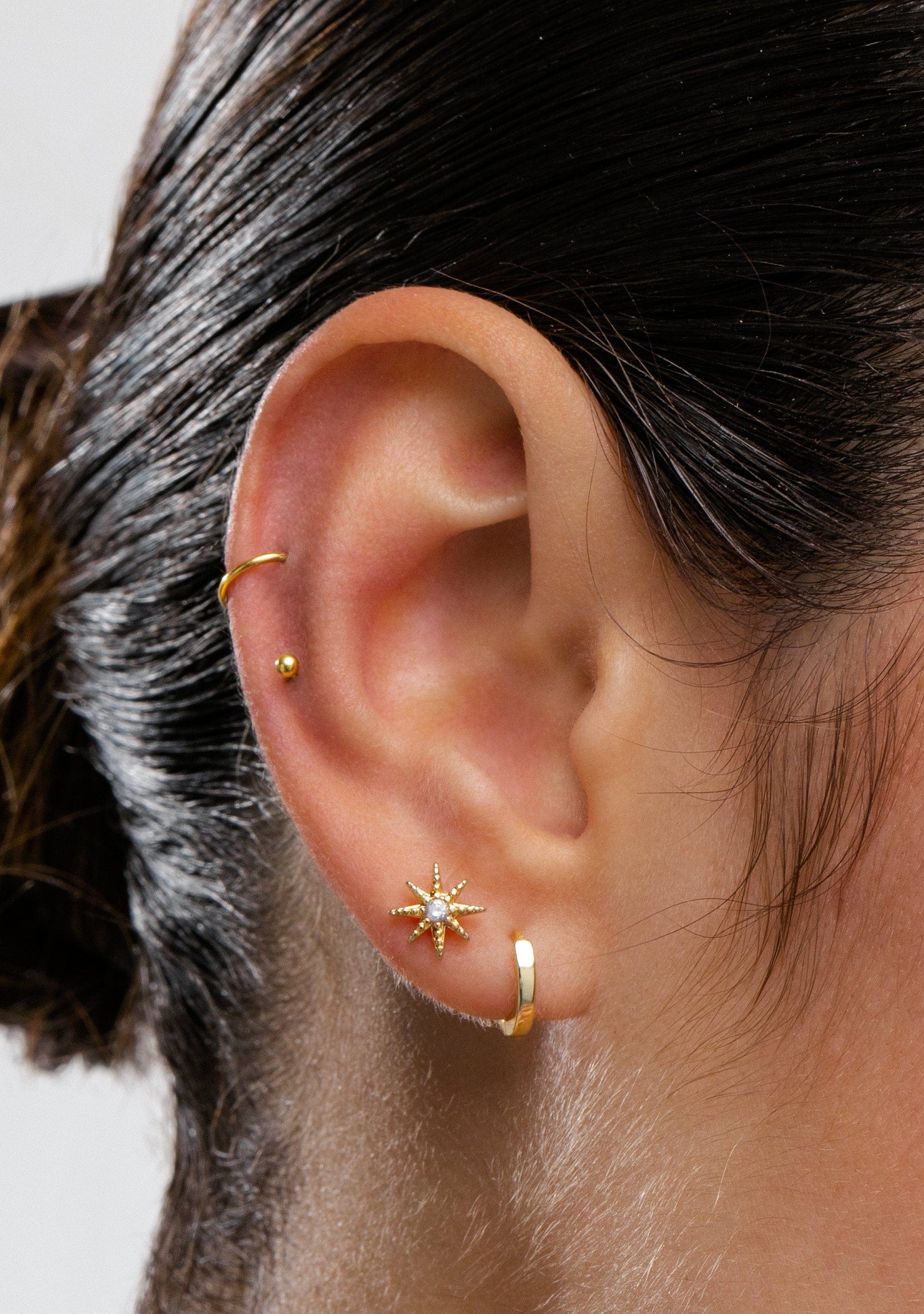 Piercing de ouro para orelha