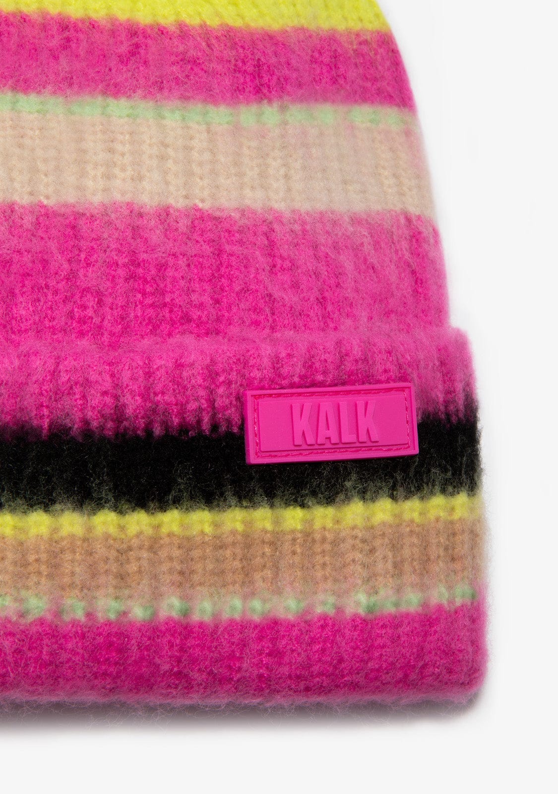 Beanie Flash Fuchsia + Scarf Globe Beige Kalk