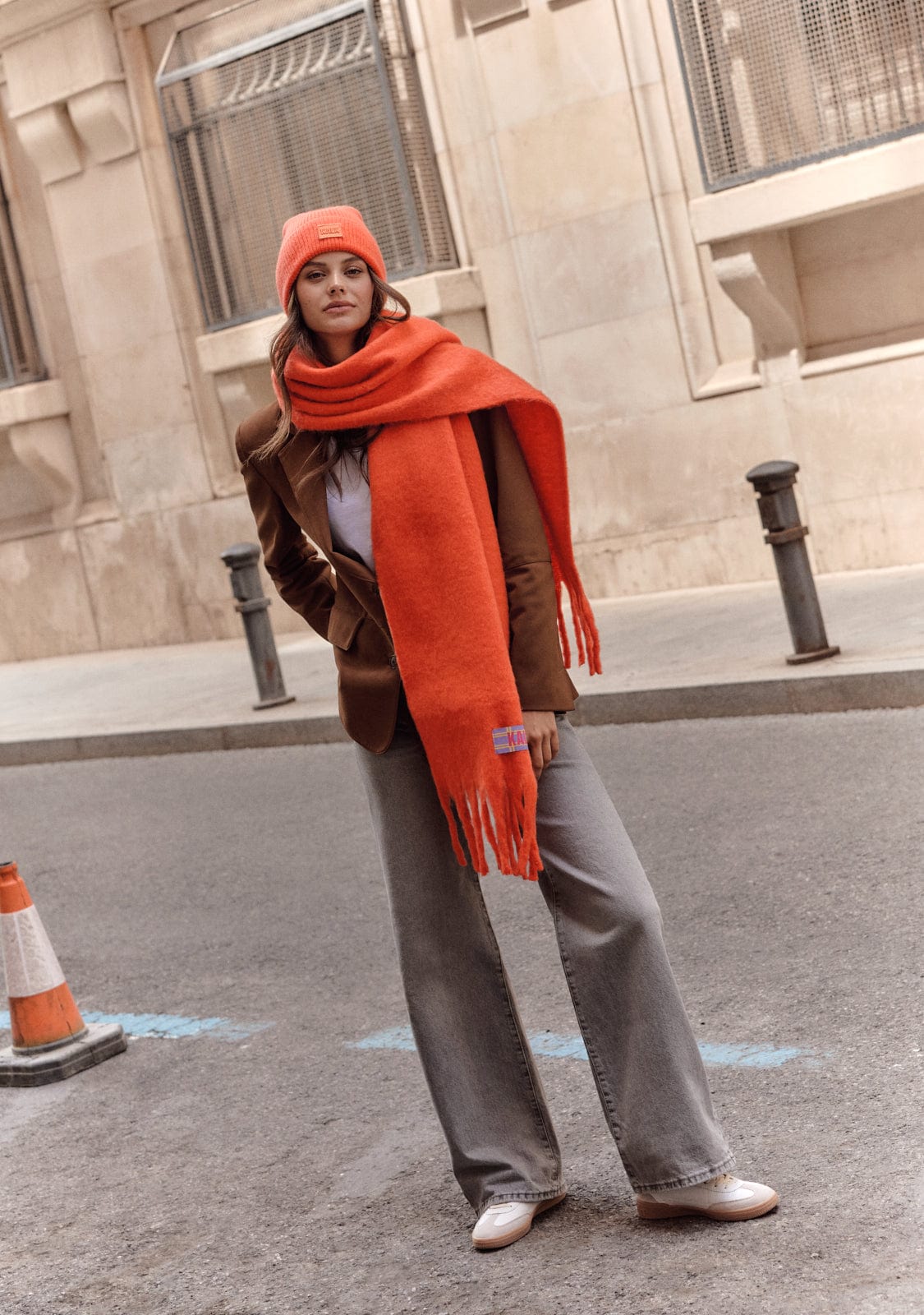 Scarf First Orange Kalk