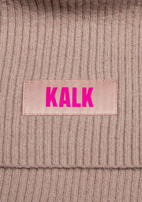 Beanie Flash Fuchsia + Scarf Globe Beige Kalk