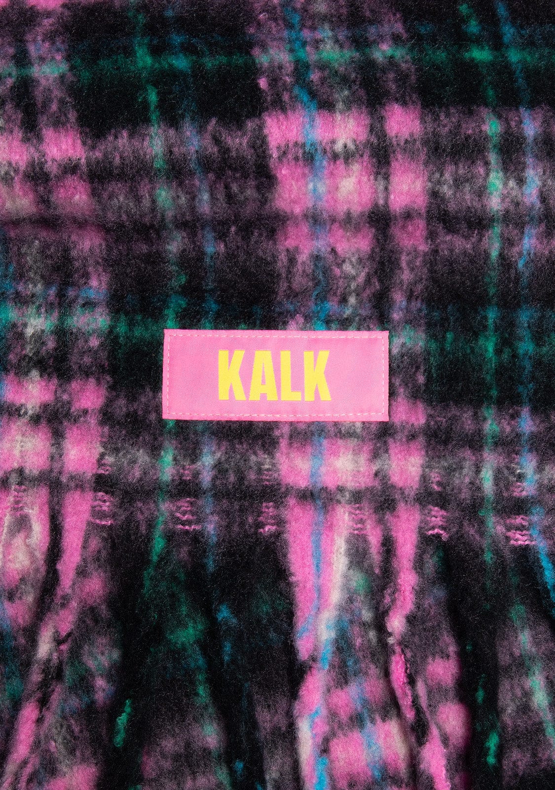 Bucket Shiny Black + Scarf Trick Pink Kalk