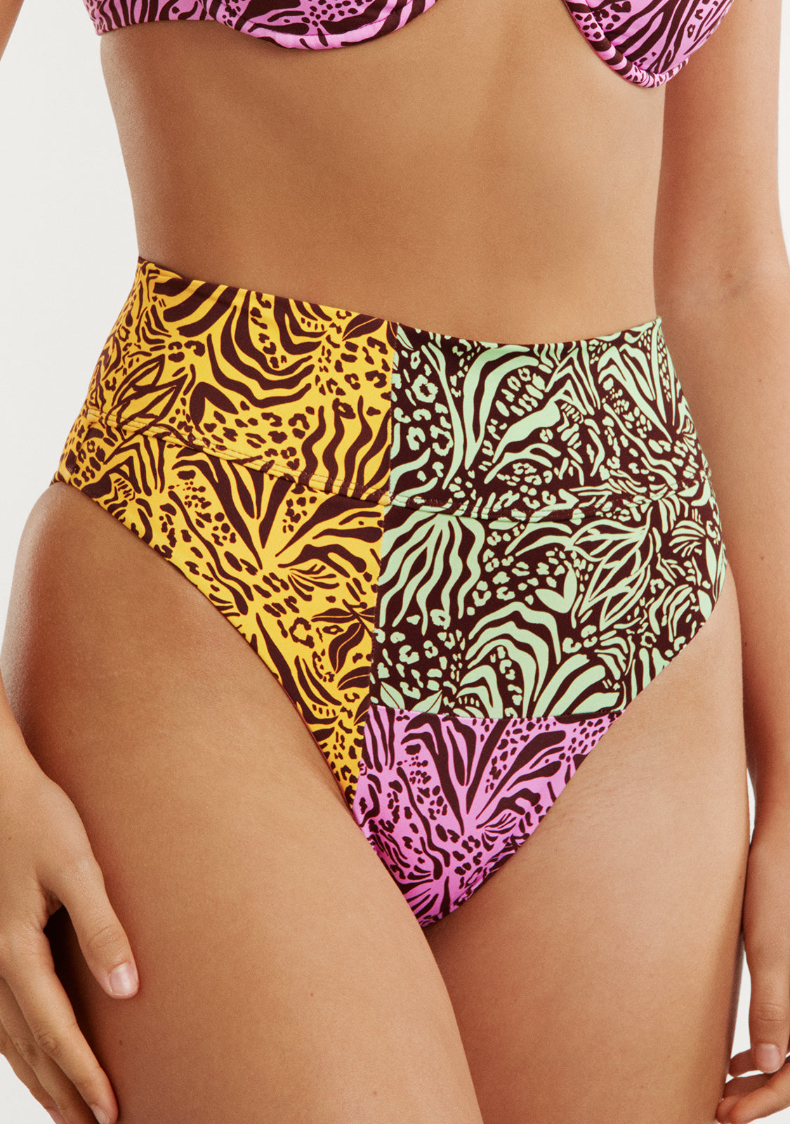 Manami Bottom Utopia