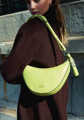 Crescent Bag Lime Kalk