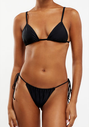 Bikini Gigi Top + Kame Bottom Black