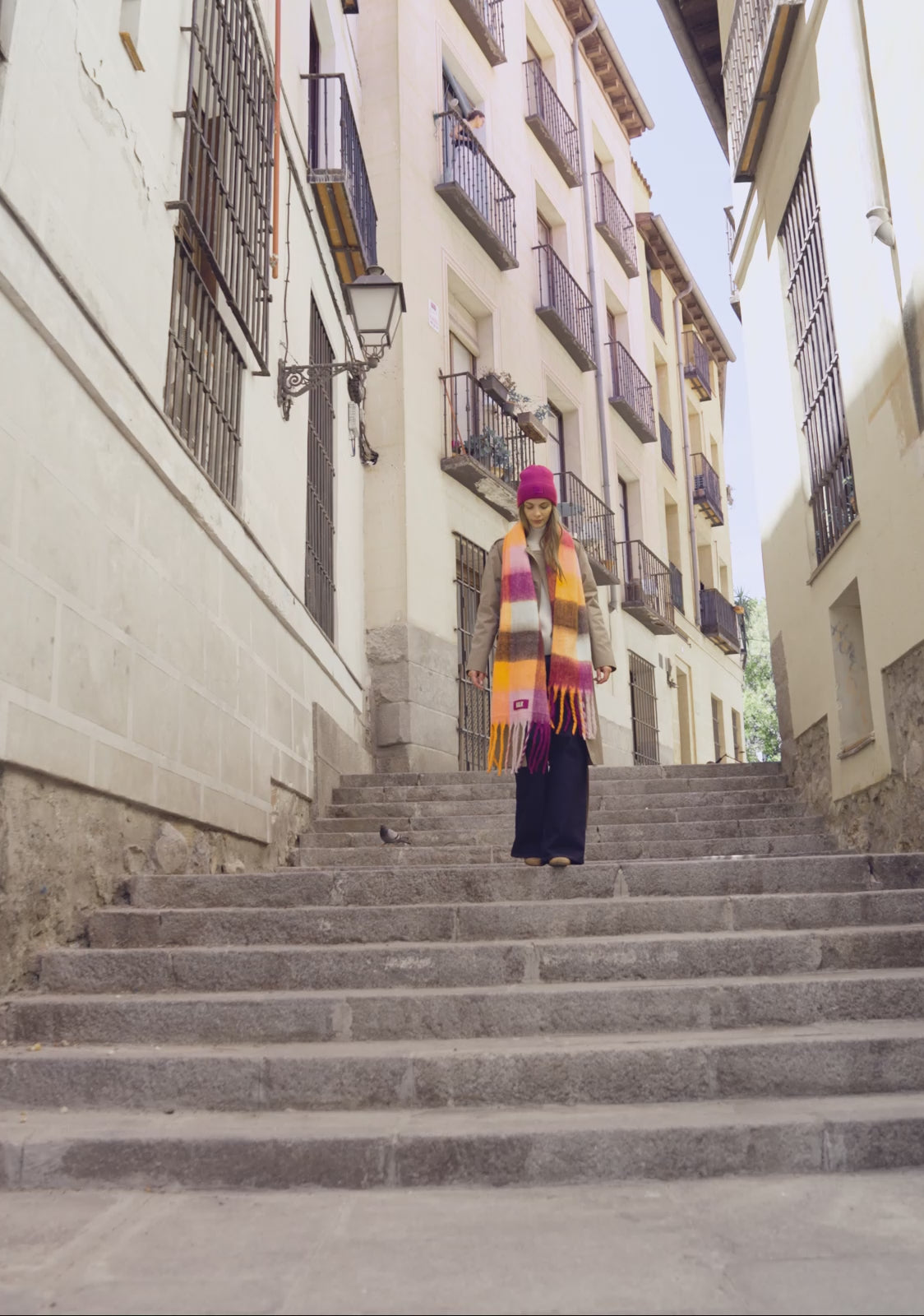 Load video: Scarf Vibrant Orange Kalk