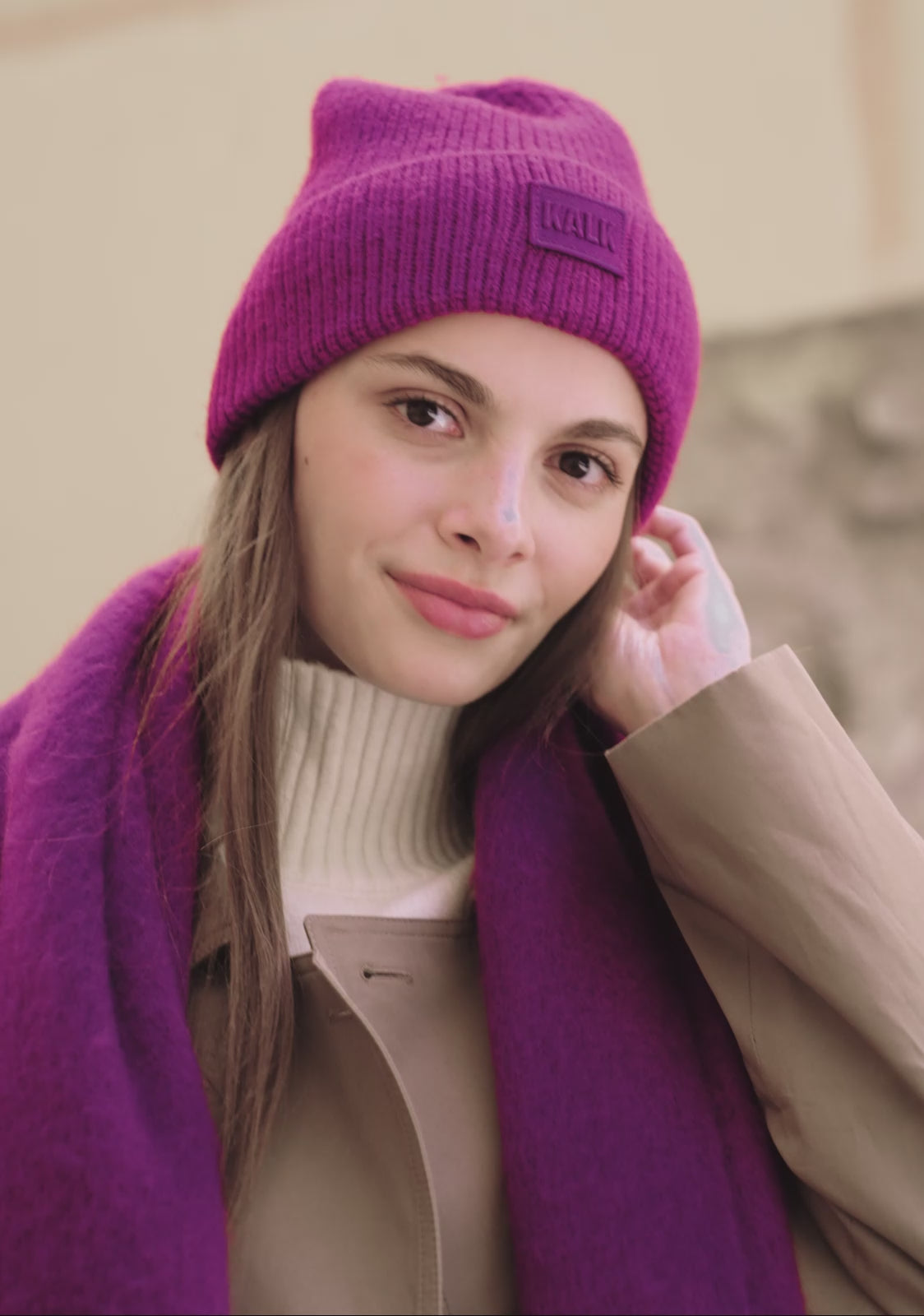 Carregar vídeo: Conjunto de gorro e cachecol First bordeaux