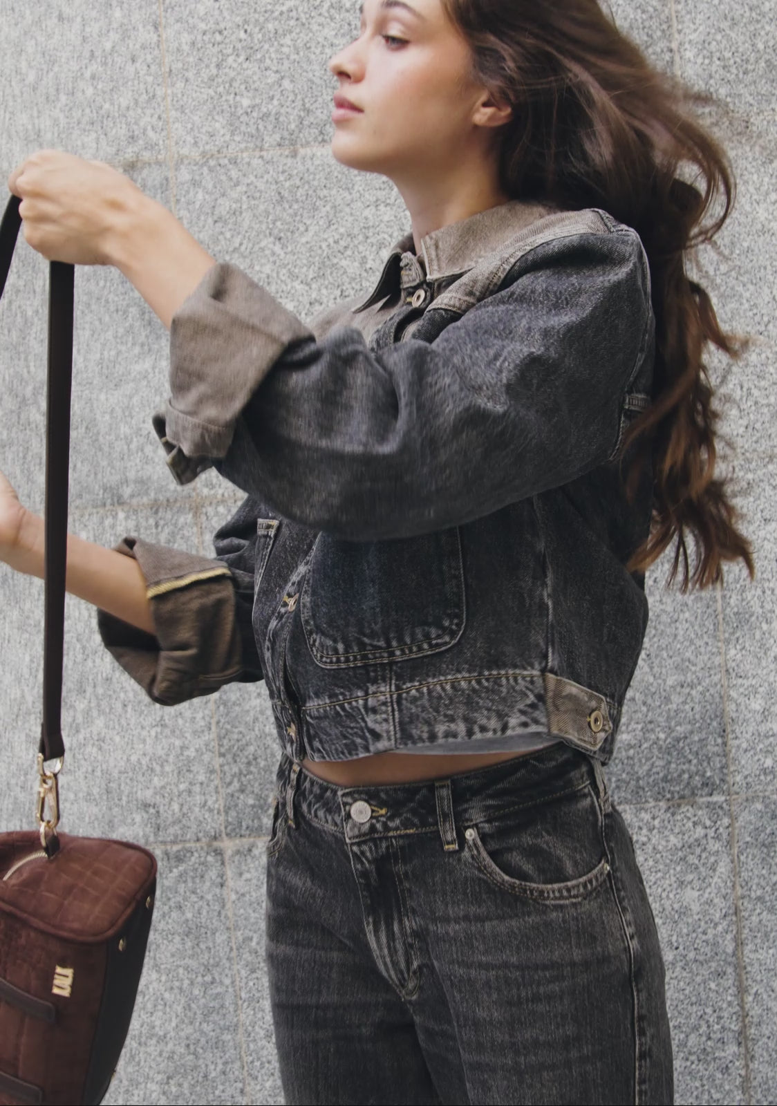 Load video: Mini Doctor Bag Brown Kalk