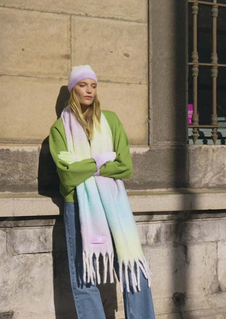 Carica video: Beanie Decay Lavender Kalk