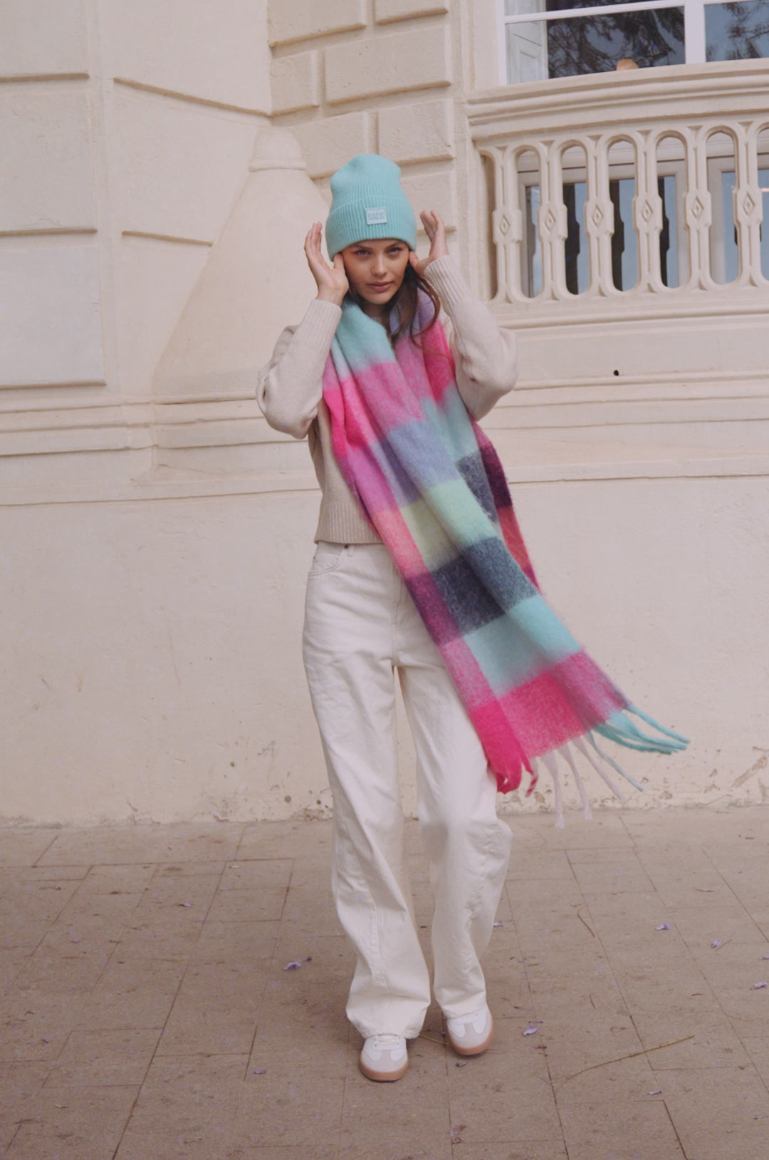 Carica video: Beanie First Mint Kalk