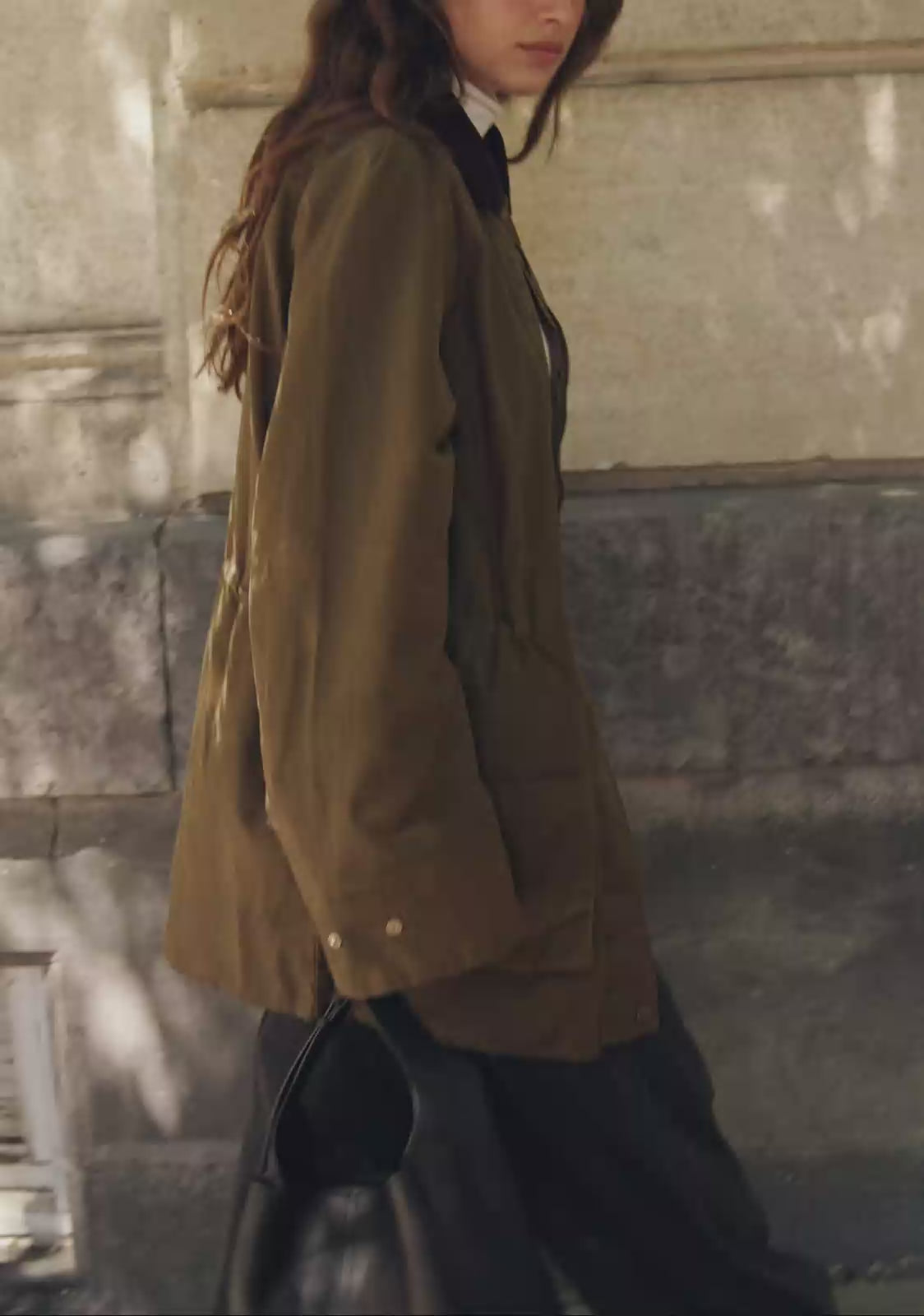 Cargar video: Bolso Negro Hobo Kalk