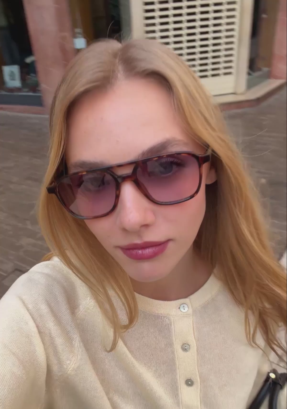 Video laden: Aviator Sonnenbrille Schildpatt Nora