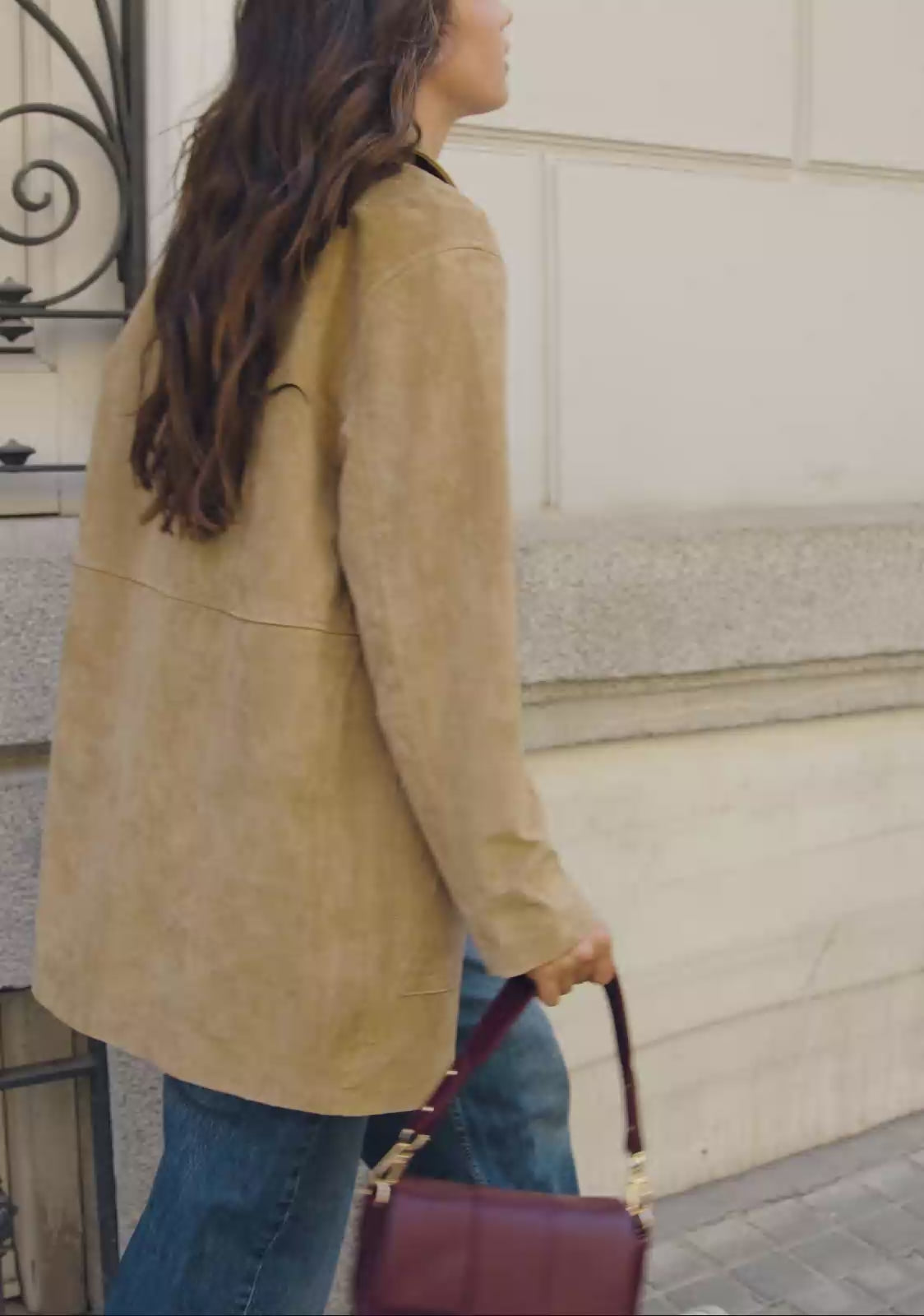 Load video: Flappa Bag Wine Kalk