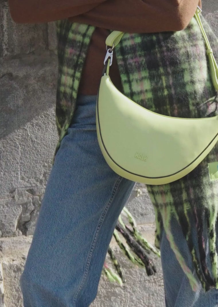 Video laden: Schal Trick Grün Kalk