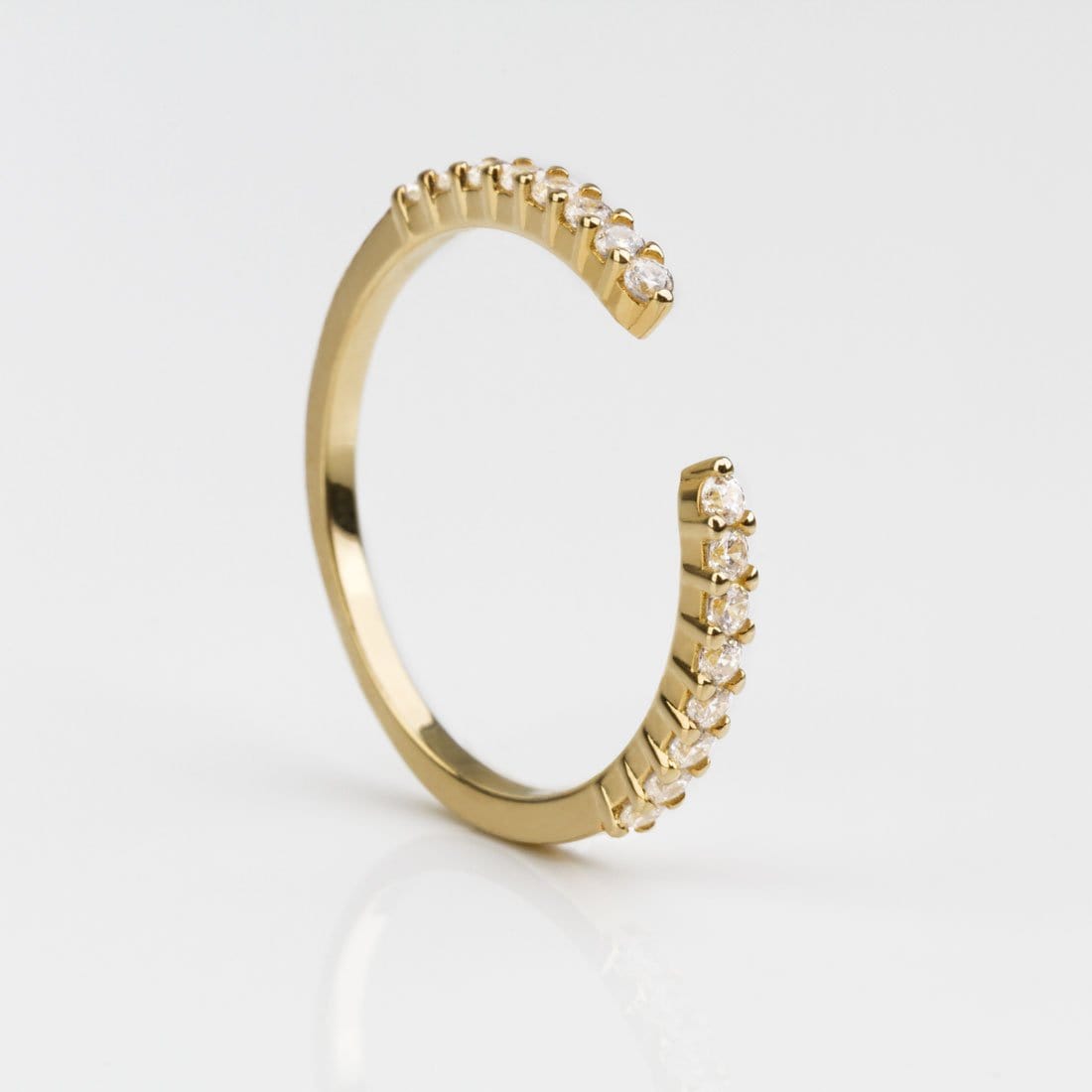 Stylish Zirconia Gold Ring