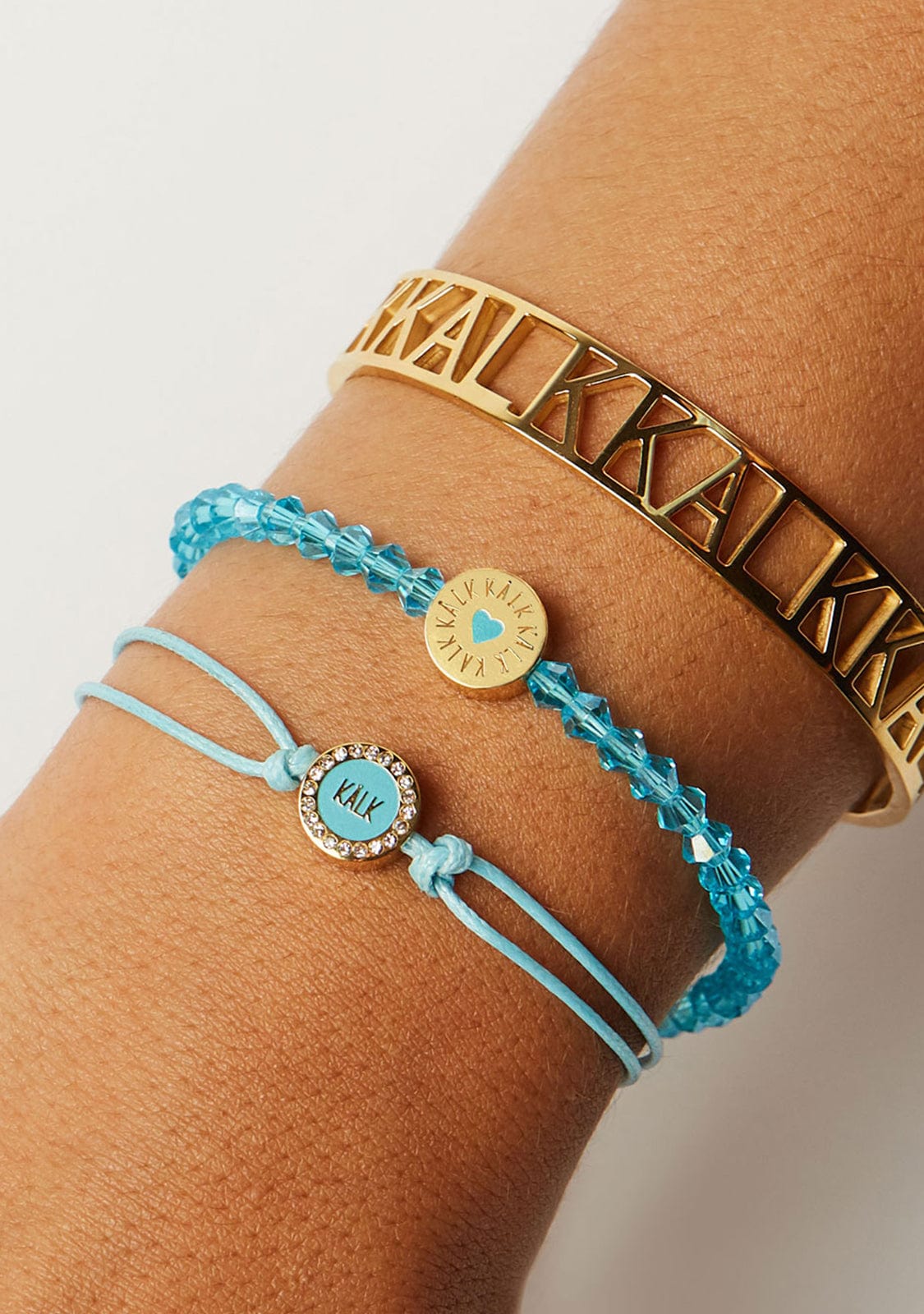 Pulsera Hilo Baño Oro 18K Azul Filo