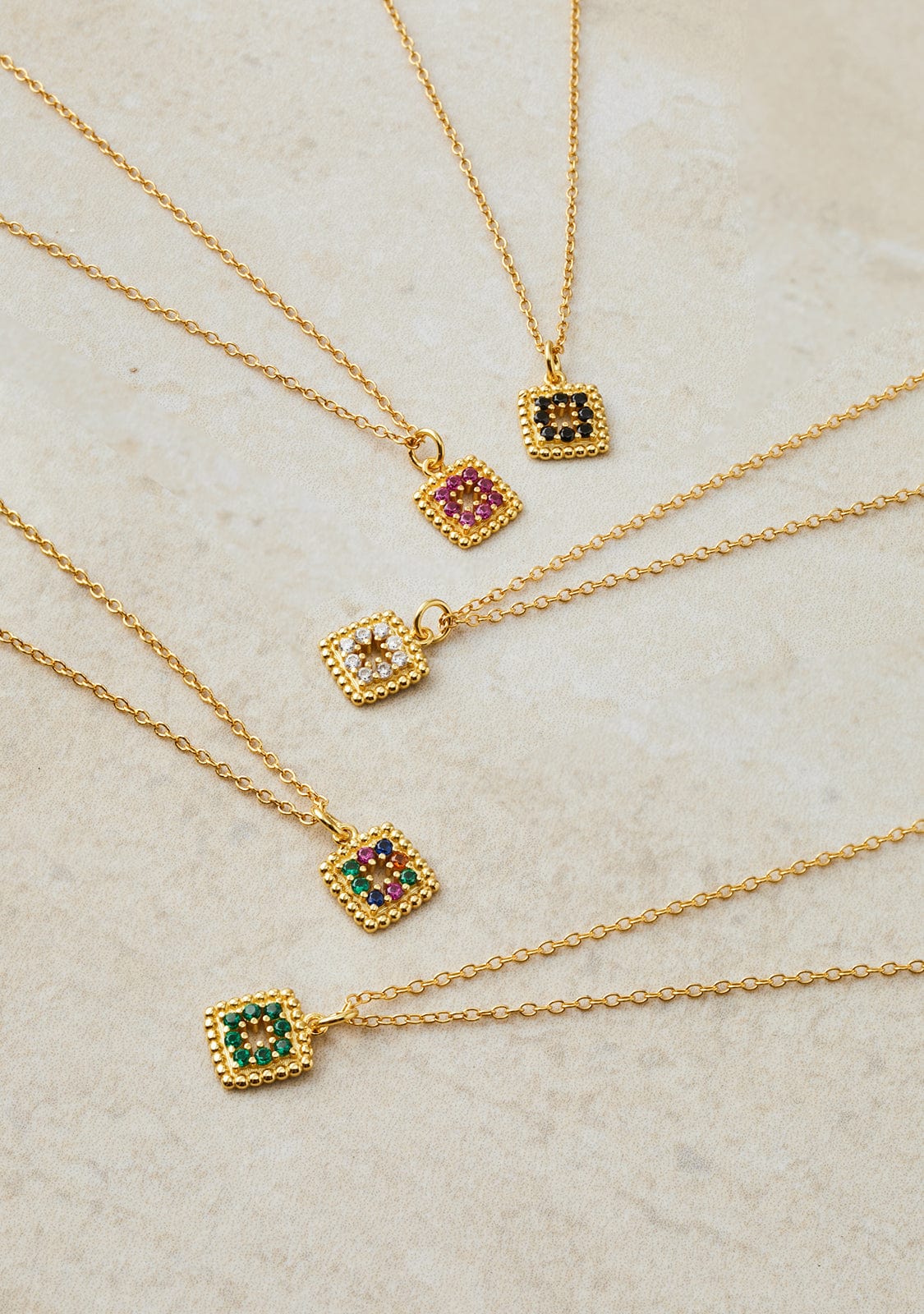 Necklace Cubo Nero Gold