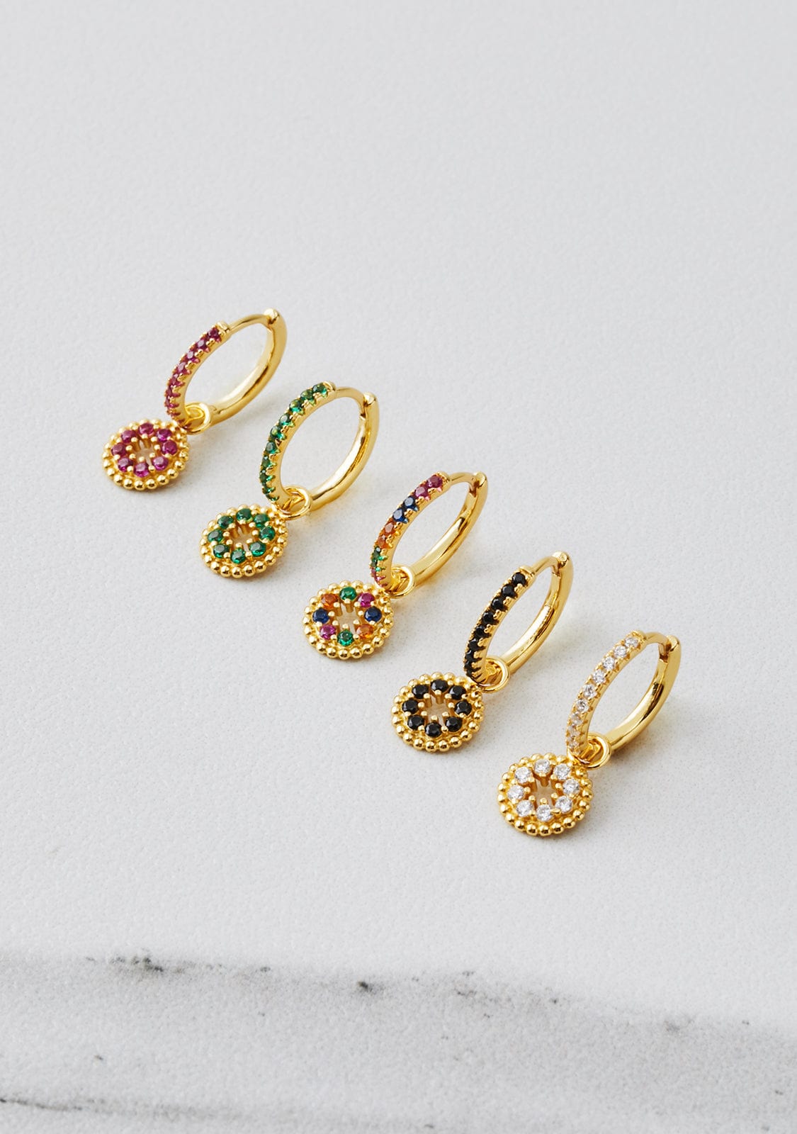 Piercing Aro Baño Oro 18K con Circonitas Negro Mone