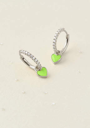Piercing Addict To Moss Argento