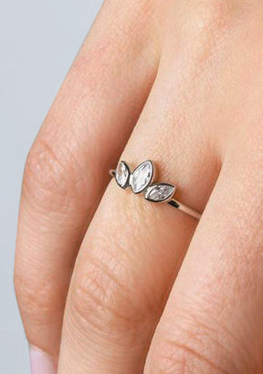Ring Petal Silver